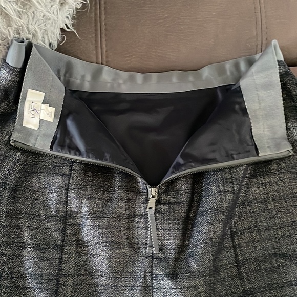 ANN TAYLOR LOFT Navy Blue Skirt Size 6 - Picture 4 of 7